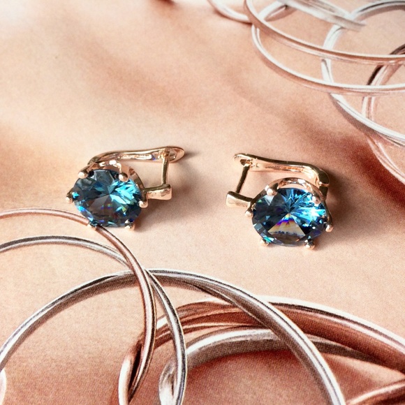 Blue Crystal Drop Earrings. - Picture 1 of 8
